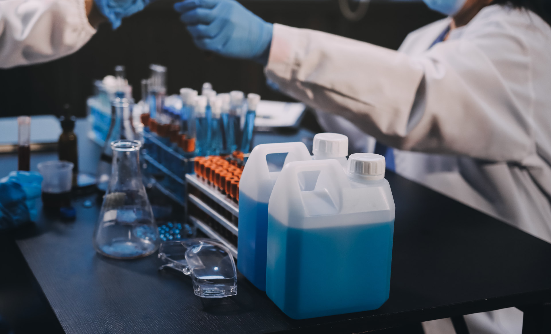 Shipping batteries and chemical liquids: what you need to know
